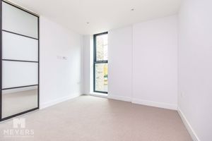 Photo 17- click for photo gallery